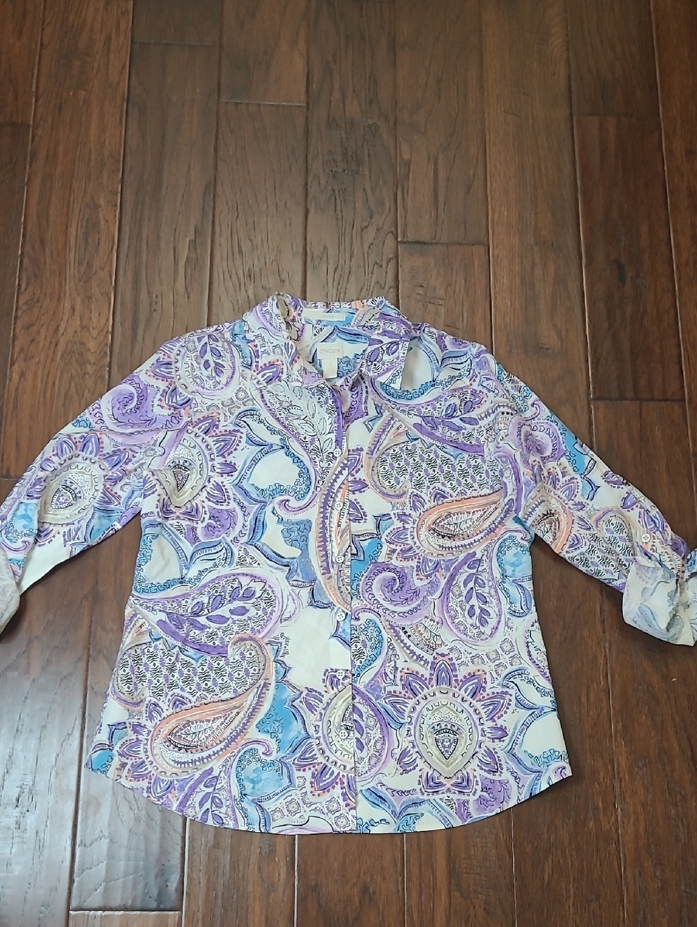 Chico's White, Lavender & Blue Paisley Print No-Iron Button-Up Shirt size 1 (M)